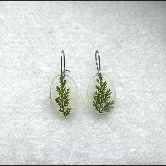 Real Leaf Earrings - Picture 1 of 1